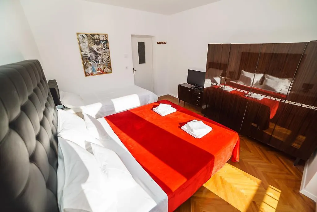 Apartment Villa Alithia Split